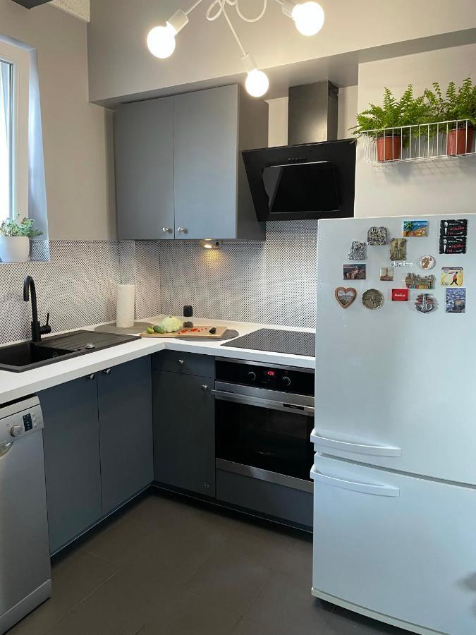 Grey Gucci Apartment City Center Varşovia Exterior foto