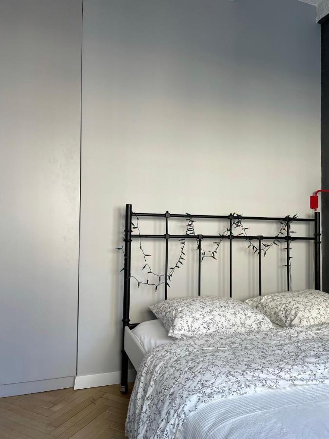 Grey Gucci Apartment City Center Varşovia Exterior foto